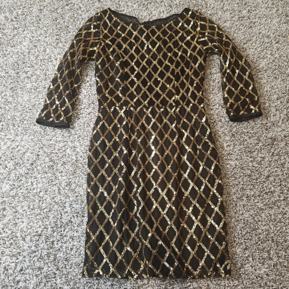 Maniju Sequenced Black And Gold Dress Mesh